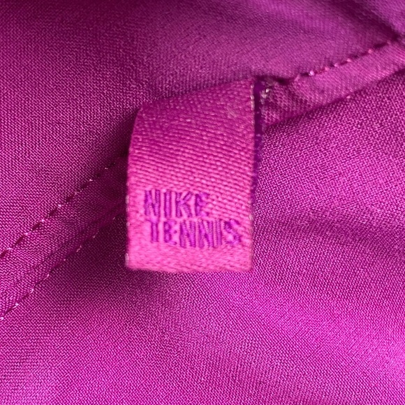 NIKE Tennis Fit Dry Skirt Built in Shorts Pink with Black Mesh Size XS - Picture 6 of 7